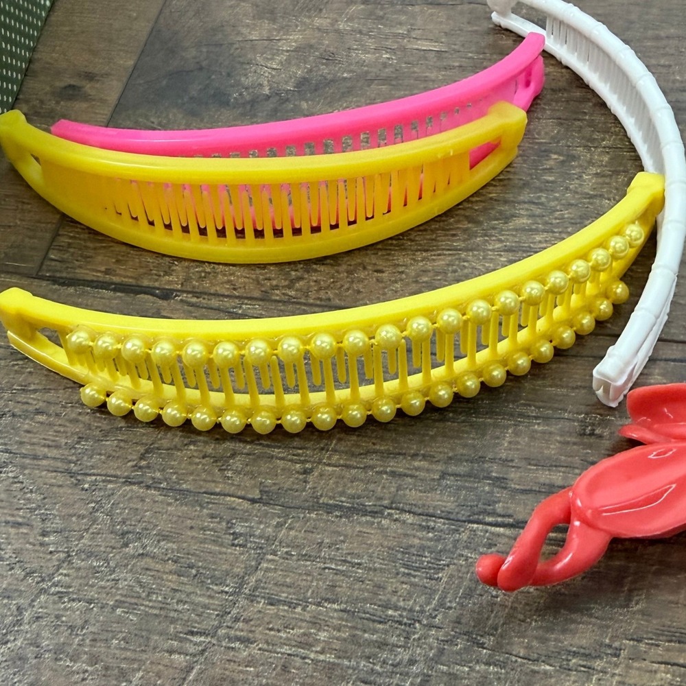 Vintage 1980s Hair Accessories Banana Clips Barrettes Combs - Picture 10 of 16